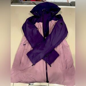 Burton women’s snowboarding jacket S